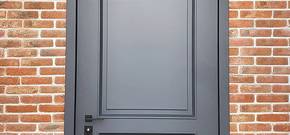 Фото дверей с порошковым напылением